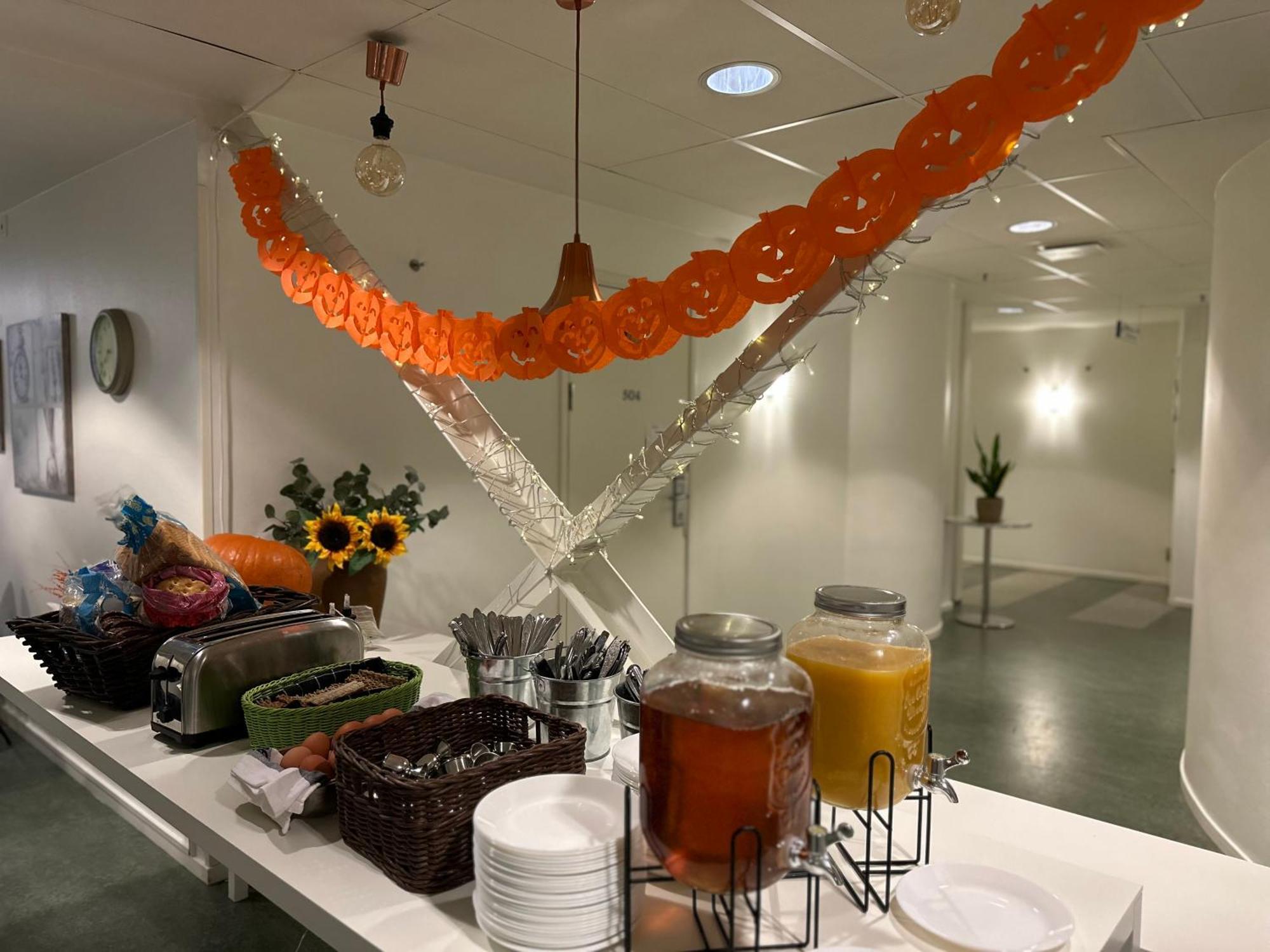 Pronova Hotell & Vandrarhem Norrköping Buitenkant foto