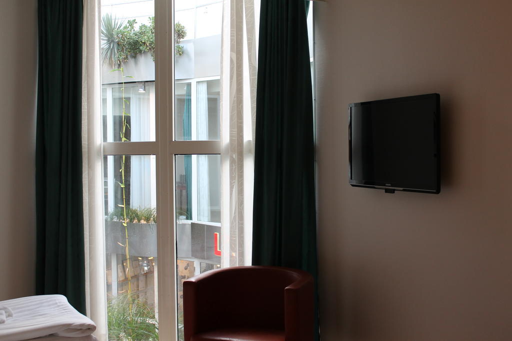 Pronova Hotell & Vandrarhem Norrköping Buitenkant foto