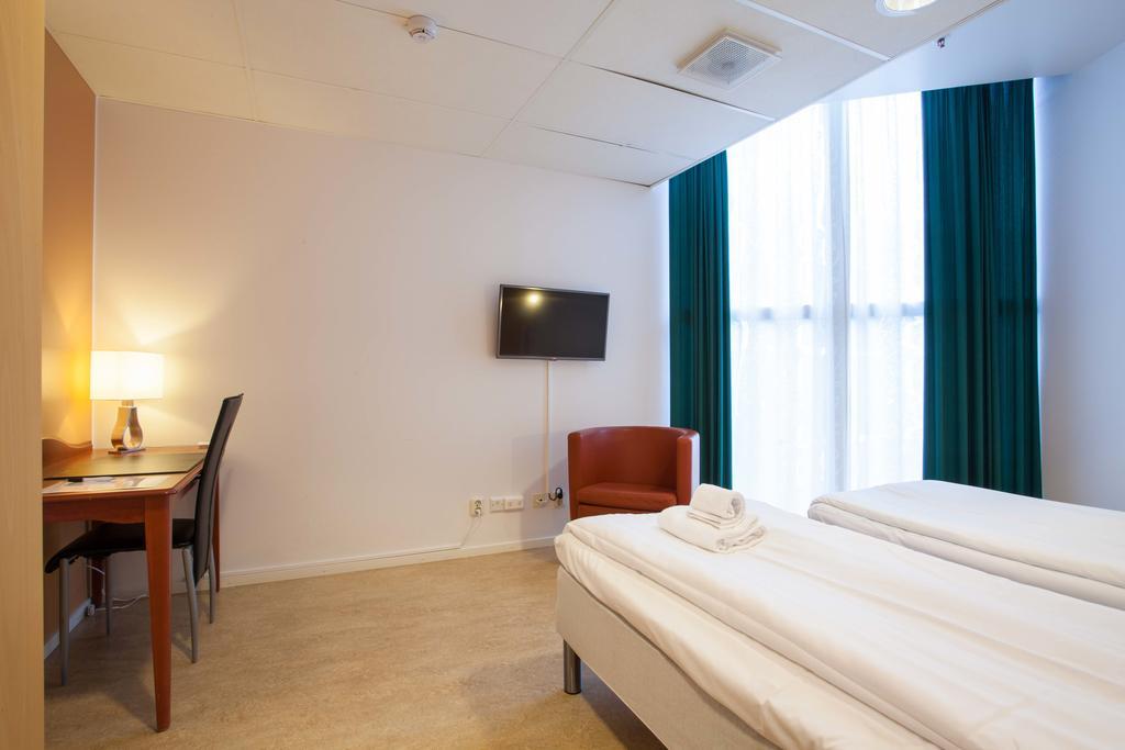 Pronova Hotell & Vandrarhem Norrköping Buitenkant foto