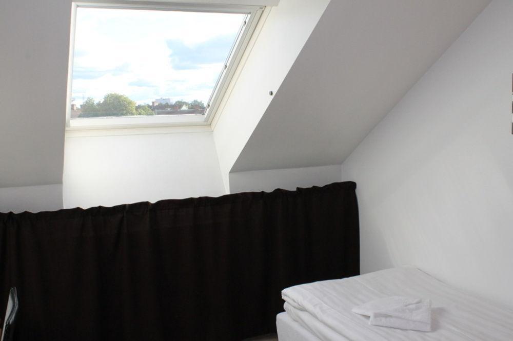 Pronova Hotell & Vandrarhem Norrköping Buitenkant foto