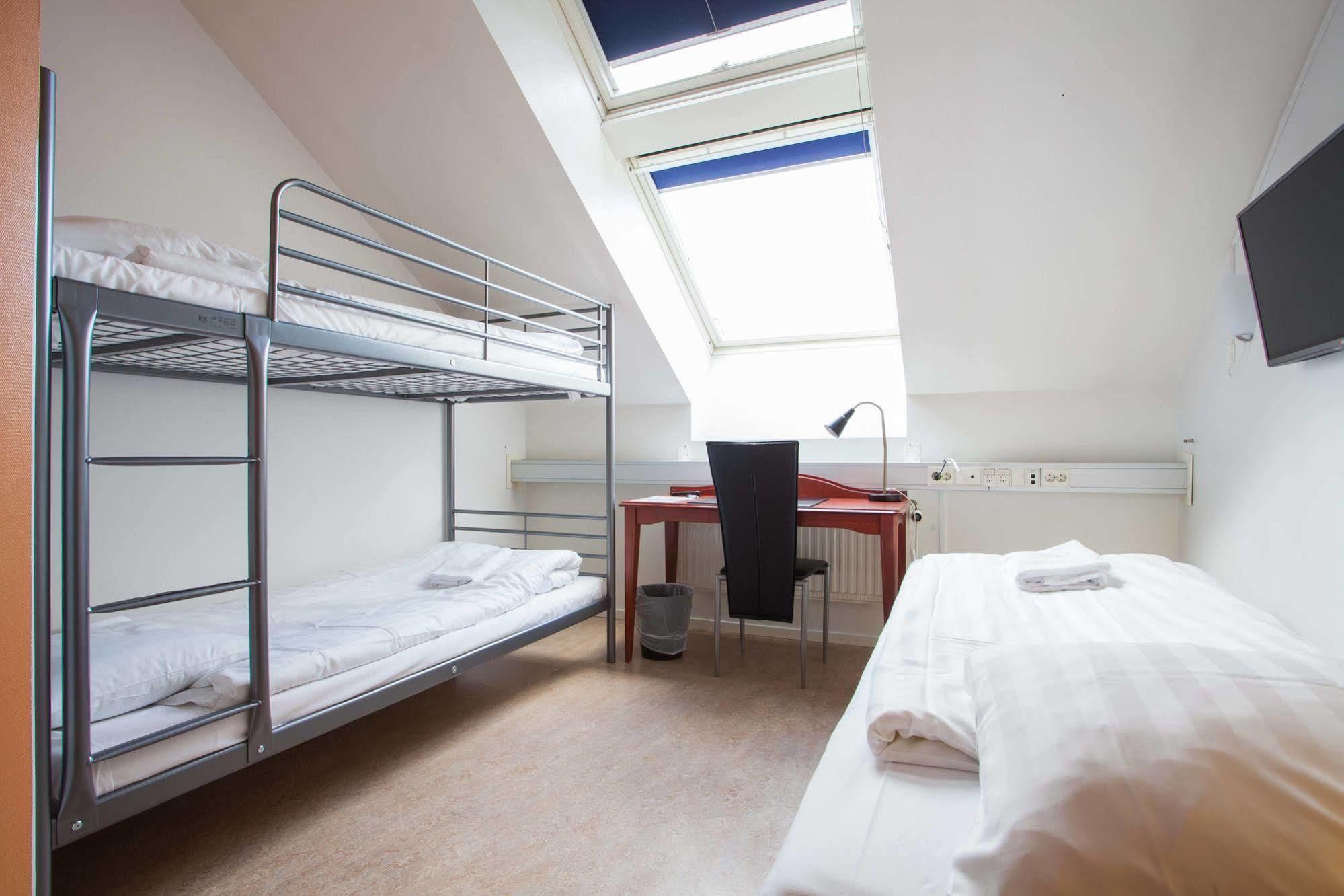 Pronova Hotell & Vandrarhem Norrköping Buitenkant foto