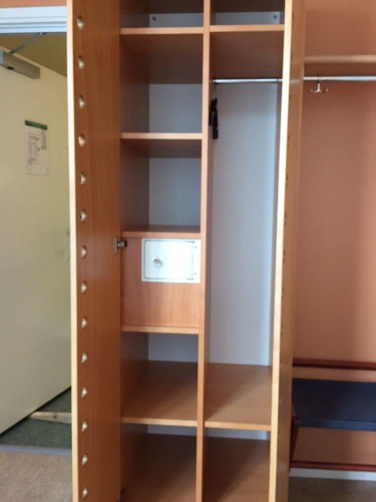 Pronova Hotell & Vandrarhem Norrköping Buitenkant foto
