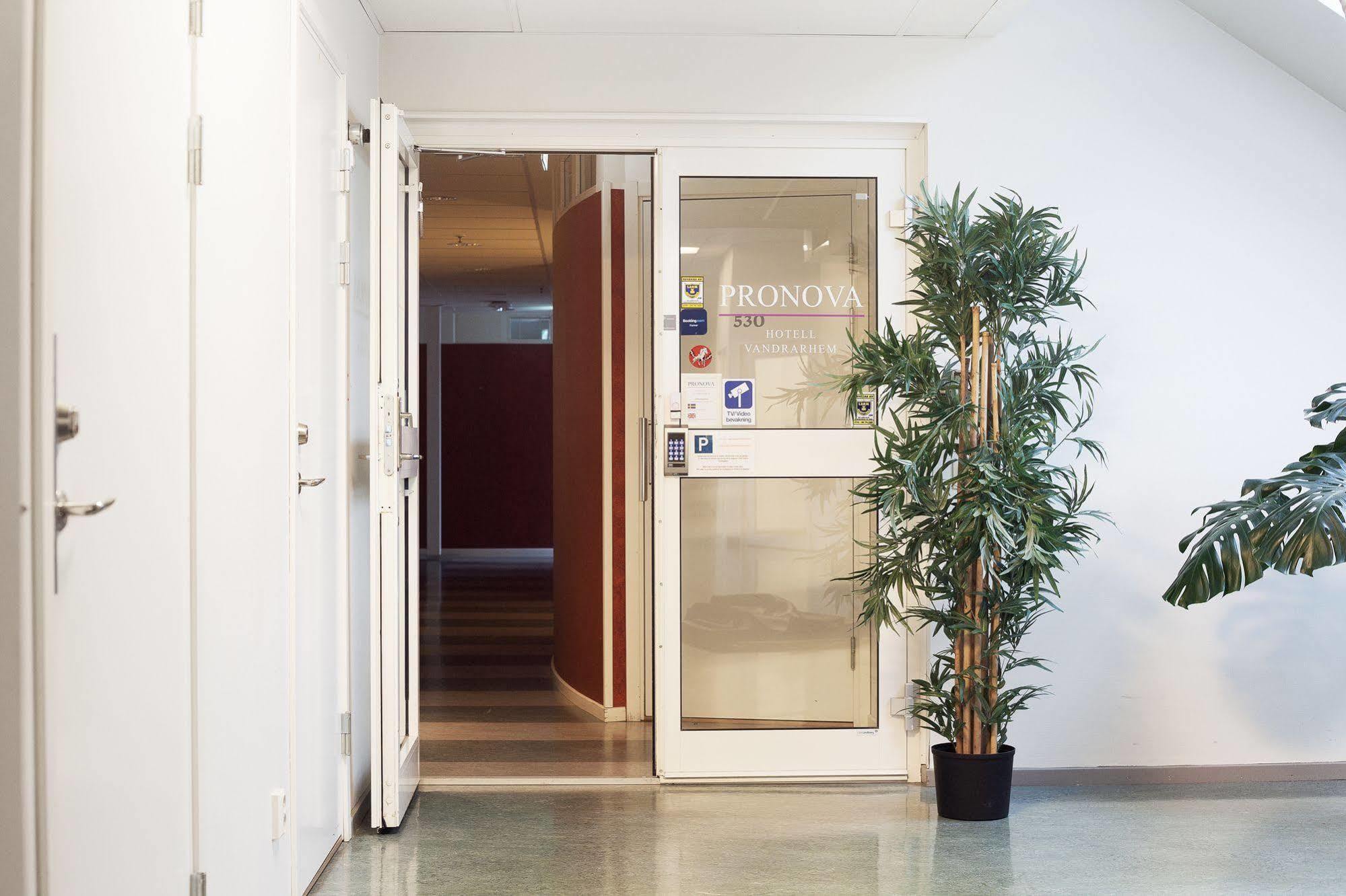 Pronova Hotell & Vandrarhem Norrköping Buitenkant foto